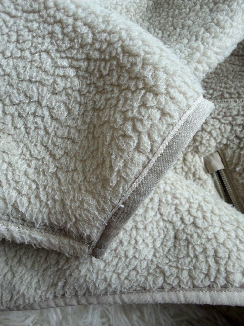Aritzia Tna Polartec® Thermal Pro™ 1/2 Zip Hi-Hip Sweater - Picture 11 of 11